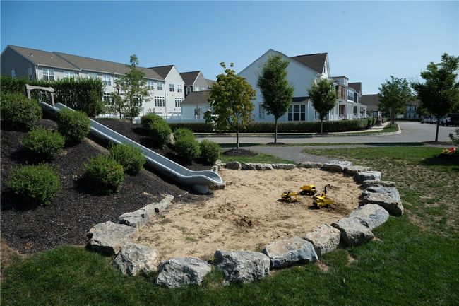 302 Frederick Way, Townhouse with 3 bedrooms, 4 bathrooms and 2 parking in Cranberry Twp PA | Image 22