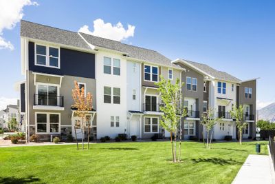 1041 S 2800 E, Townhouse with 3 bedrooms, 2 bathrooms and 2 parking in Spanish Fork UT | Image 1