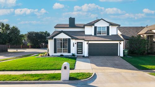 2501 Fox Hollow Ct, Flower Mound, TX, 75028-2649 | Card Image