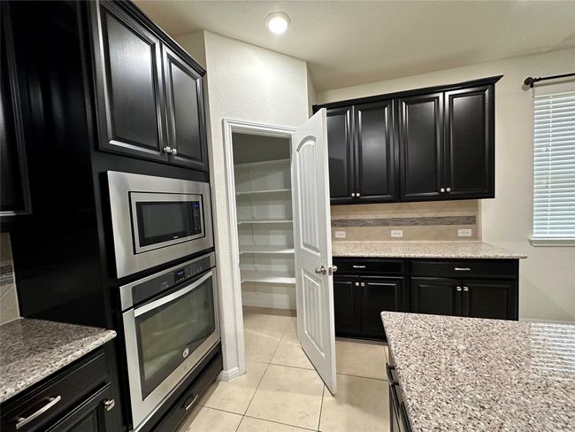 2132 Hat Bender Loop, House other with 4 bedrooms, 3 bathrooms and 2 parking in Round Rock TX | Image 7