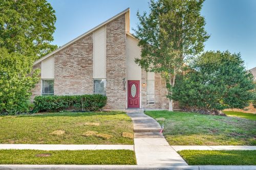 2013 Arles Ln, Carrollton, TX, 75007-2206 | Card Image