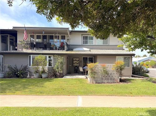 32a-1860 Saint John Rd, Seal Beach, CA, 90740-4351 | Card Image
