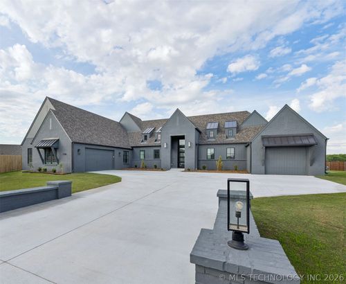 17416 S 51st East Ave, Bixby, OK, 74008-2990 | Card Image