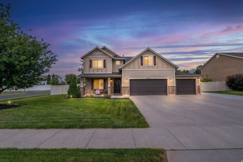 2214 Loveland Ln, Farmington, UT, 84025-2904 | Card Image