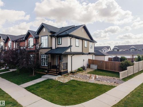 4478 Annett Common Sw, Edmonton, AB, T6W2V7 | Card Image