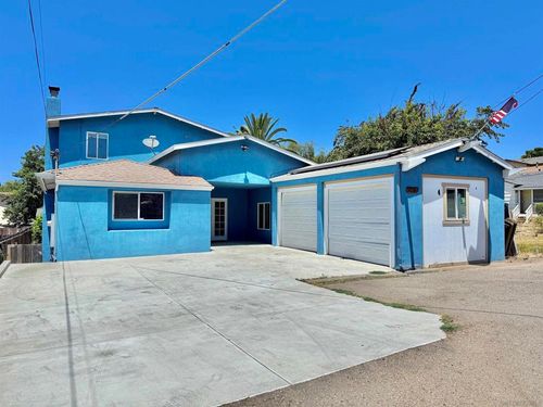 9050 Valencia St, Spring Valley, CA, 91977-3319 | Card Image
