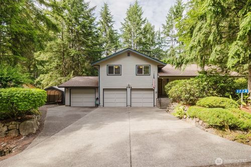 1724 Nw Palmer Ln, Bremerton, WA, 98311-7003 | Card Image