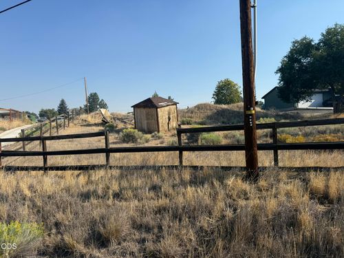 04702 Grizzly Road, Madras, OR, 97741 | Card Image