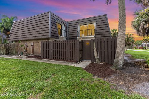 2018 Vista Oaks Cir Ne, Palm Bay, FL, 32905-3122 | Card Image