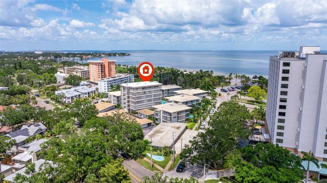 UNIT-6 - 1060 N Shore Dr Ne, Condo with 2 bedrooms, 2 bathrooms and null parking in ST PETERSBURG FL | Image 13