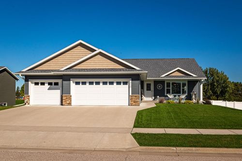 2115 Spakenburg Road, Holmen, WI, 54636 | Card Image