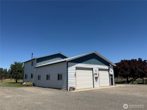 2310 Umptanum Rd, Ellensburg, WA, 98926-8954 | Card Image