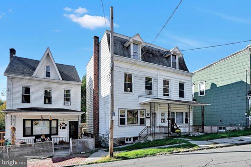 777 N Centre St, POTTSVILLE, PA, 17901-1111 | Card Image