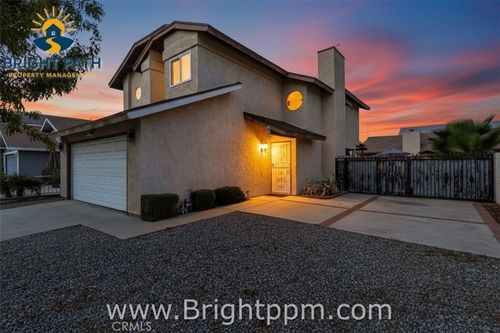 25280 Bay Ave, Moreno Valley, CA, 92553-4384 | Card Image