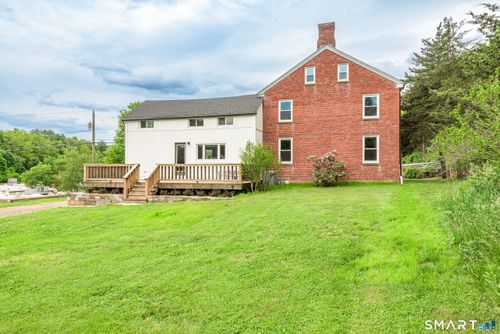 560 Manchester Road, Glastonbury, CT, 06033 | Card Image
