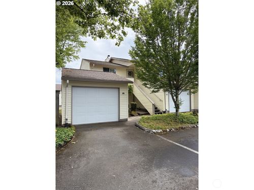 31-516 Se 157th Ave, Vancouver, WA, 98684-8865 | Card Image