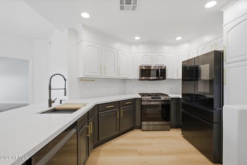 4429-5350 E Deer Valley Dr, Phoenix, AZ, 85054-4126 | Card Image