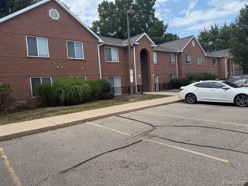 9-3021 Birch Row Dr, East Lansing, MI, 48823-2295 | Card Image