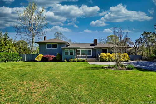 21 Sunset Ave, East Quogue, NY, 11942-4201 | Card Image