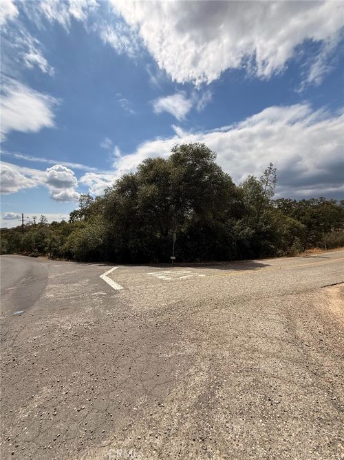 10357 Tulipan, Coulterville, CA, 95311 | Card Image