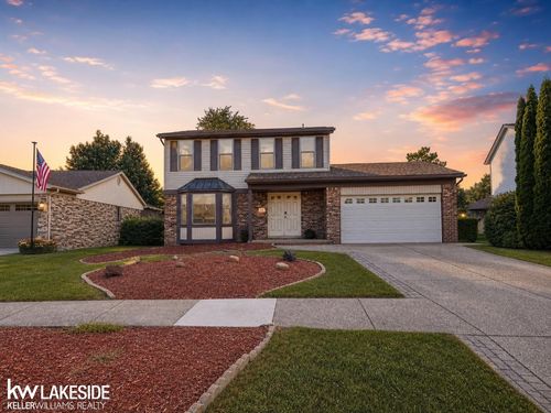 47122 Blueridge Dr, Macomb, MI, 48044-2730 | Card Image