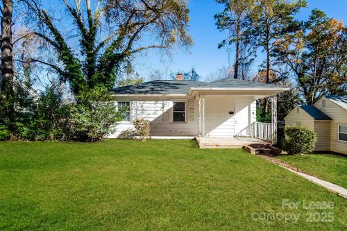 2520 Columbus Cir, Charlotte, NC, 28208-5008 | Card Image
