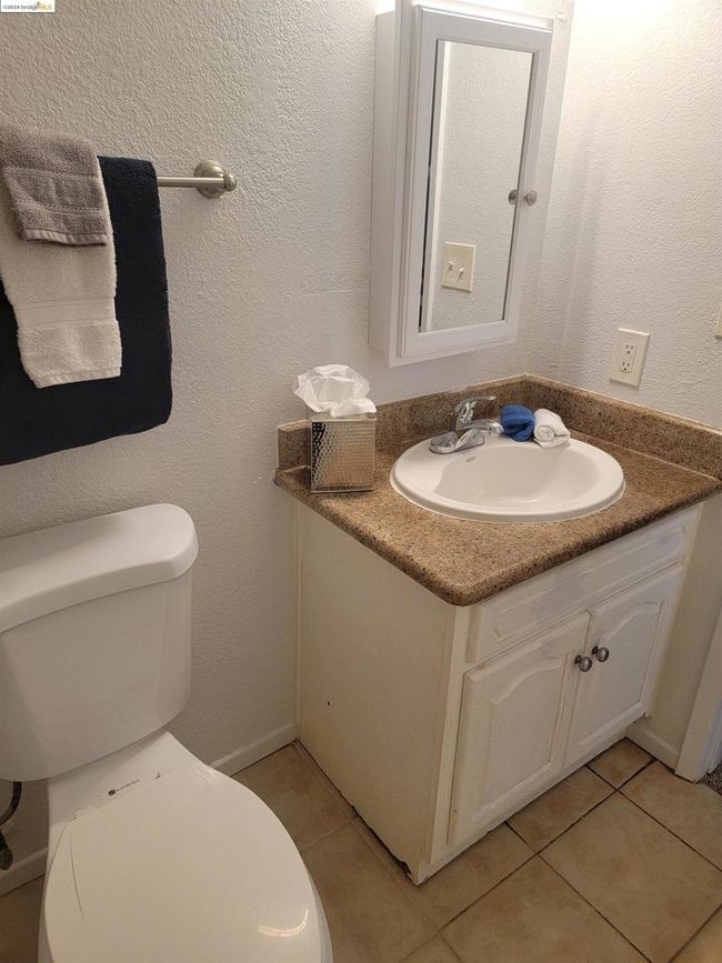 1267 Lakeview Cir, Condo with 1 bedrooms, 1 bathrooms and 1 parking in Pittsburg CA | Image 10