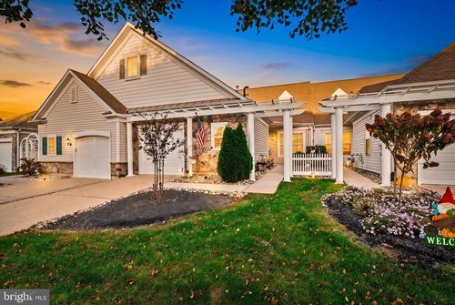 5 Falcon Ct, HAMILTON, NJ, 08690-2466 | Card Image