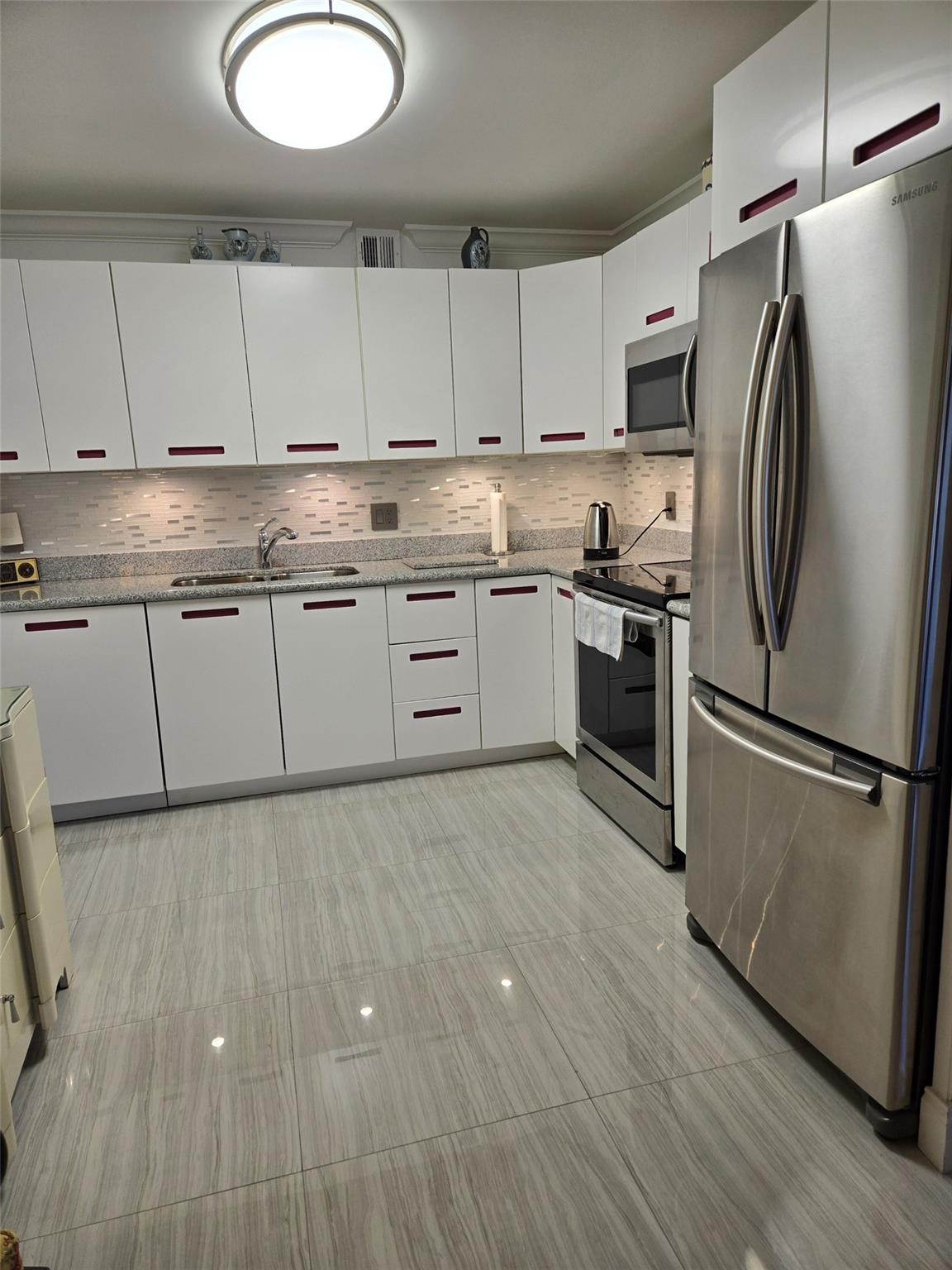 Oakridge D , Deerfield Beach, FL 33442