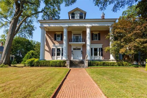 303 Kennesaw Ave Nw, Marietta, GA, 30060-1637 | Card Image