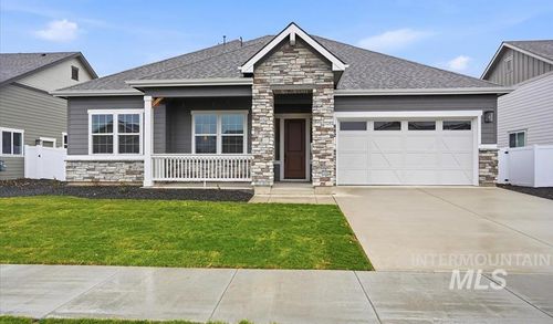 882 N Falling Water Way, Eagle, ID, 83616-5432 | Card Image