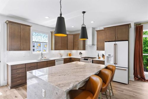 301 Penny Ct, Atlanta, GA, 30328-4988 | Card Image