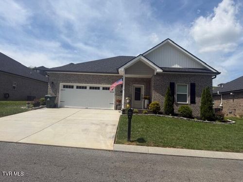 190 Quiet Stroll Ln, Johnson City, TN, 37615-5239 | Card Image