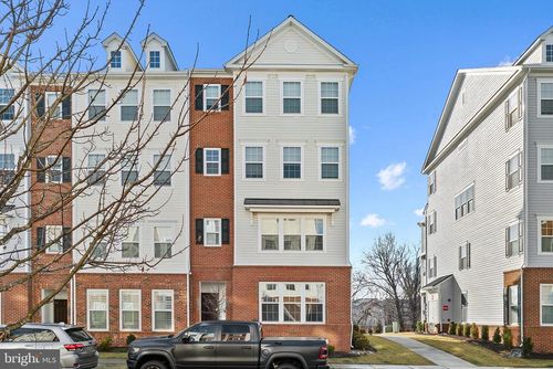 439-9435 James Macgowan Ln, OWINGS MILLS, MD, 21117-5922 | Card Image