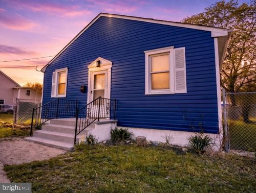 246 Chestnut St, MOUNT HOLLY, NJ, 08060-1653 | Card Image