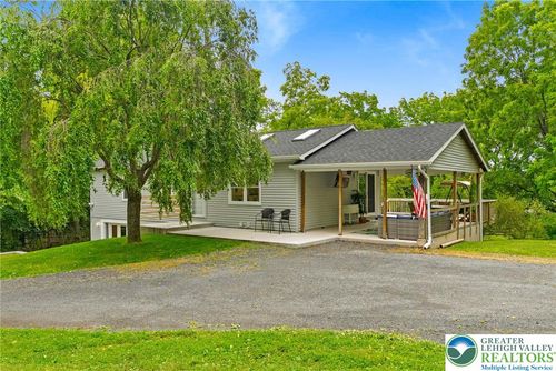 2007 Springtown Hill Rd, HELLERTOWN, PA, 18055-2945 | Card Image