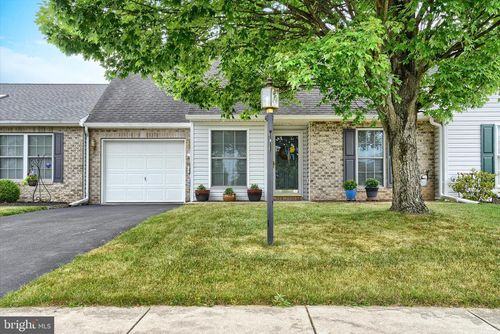 38 Ridgeway Dr, MECHANICSBURG, PA, 17050-7974 | Card Image