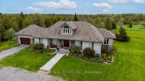 3072 Whites Rd, Lakefield, ON, K0L2H0 | Card Image