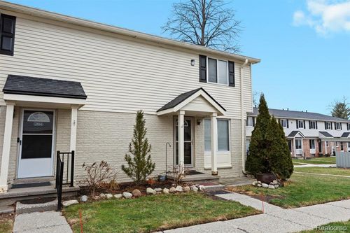 2092 Orchard Crest Street, Shelby Charter Township, MI, 48317 | Card Image