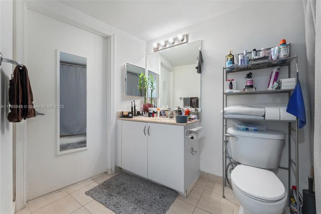 APT-5006 - 1750 N Bayshore Dr, Condo with 1 bedrooms, 1 bathrooms and null parking in Miami FL | Image 17