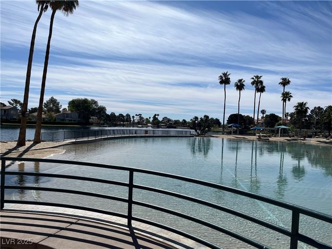 View of water feature | Image 18