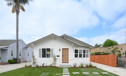 3688 Walnut Ave, Lynwood, CA, 90262-3646 | Card Image