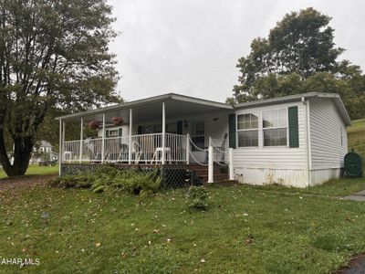 183 James Street, House other with 3 bedrooms, 2 bathrooms and null parking in Northern Cambria PA | Image 1