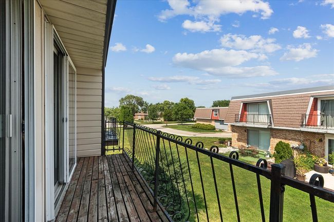 2 Cour Madeleine, Townhouse with 2 bedrooms, 2 bathrooms and 2 parking in Palos Hills IL | Image 20