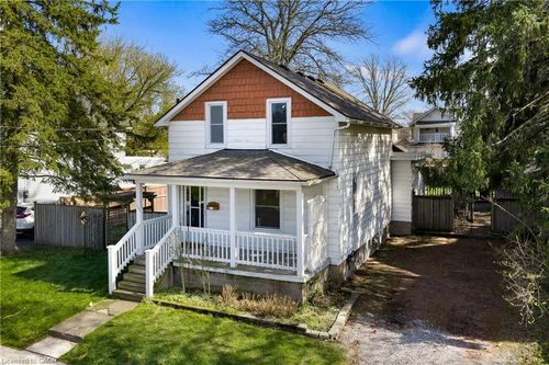 105 Bald St, Welland, ON, L3C5C2 | Card Image