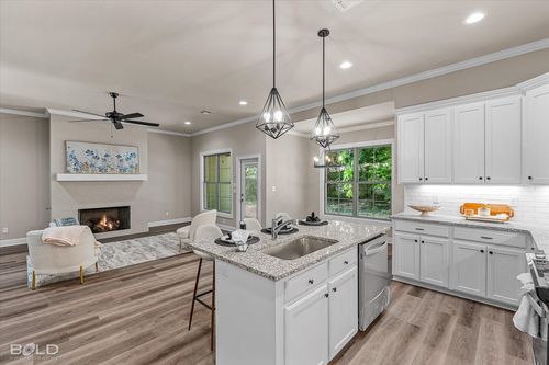 6904 Grigg Ln, Greenwood, LA, 71033-8600 | Card Image