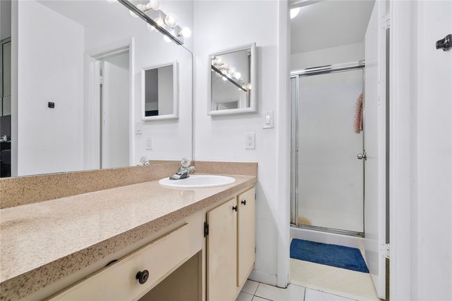 4306 Carambola Cir N, Townhouse with 2 bedrooms, 3 bathrooms and null parking in Coconut Creek FL | Image 16
