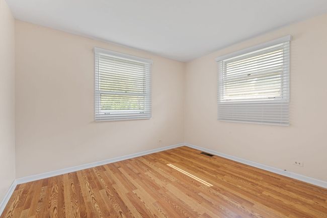 532 Apache Ln, House other with 3 bedrooms, 2 bathrooms and 1 parking in Carol Stream IL | Image 10