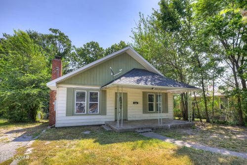 723 Indiana Ave, Joplin, MO, 64801-4905 | Card Image