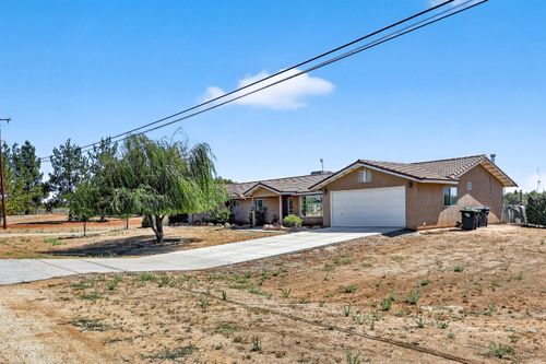 20605 Road 31, Madera, CA, 93638-8189 | Card Image